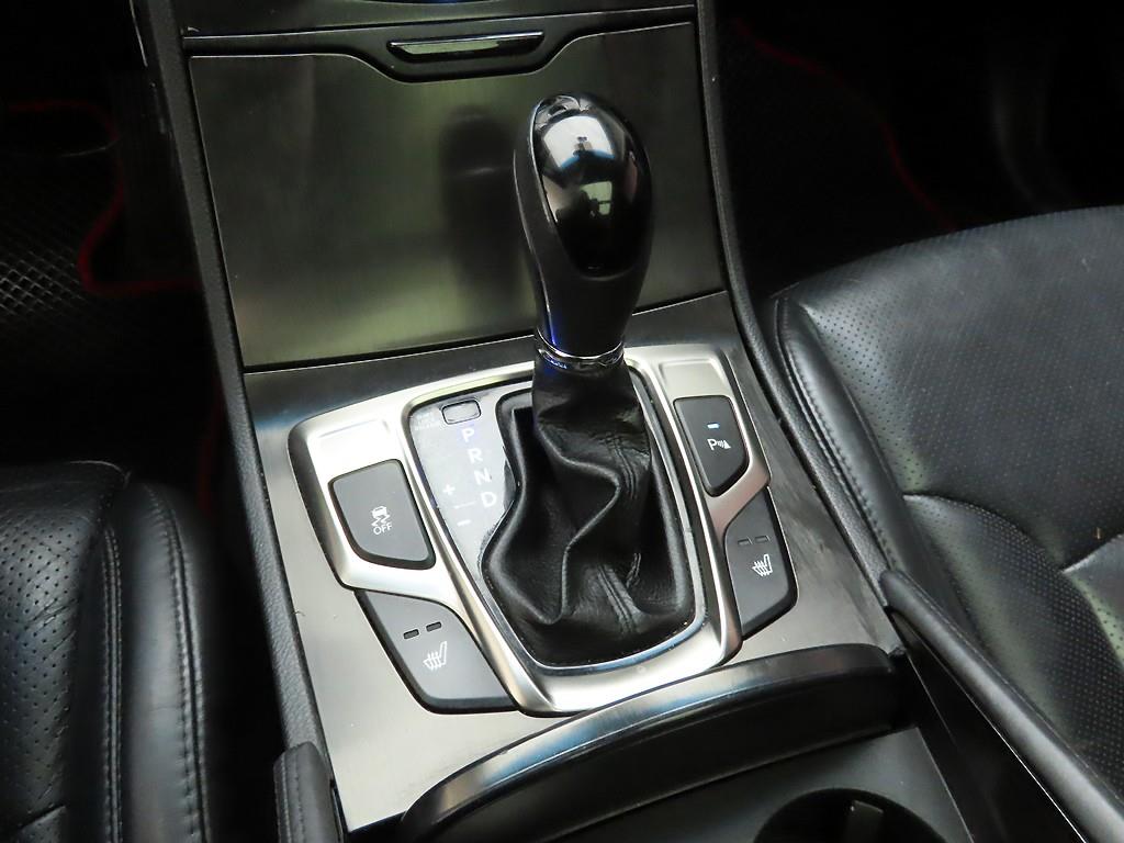 HYUNDAI Grandeur - Vista 11