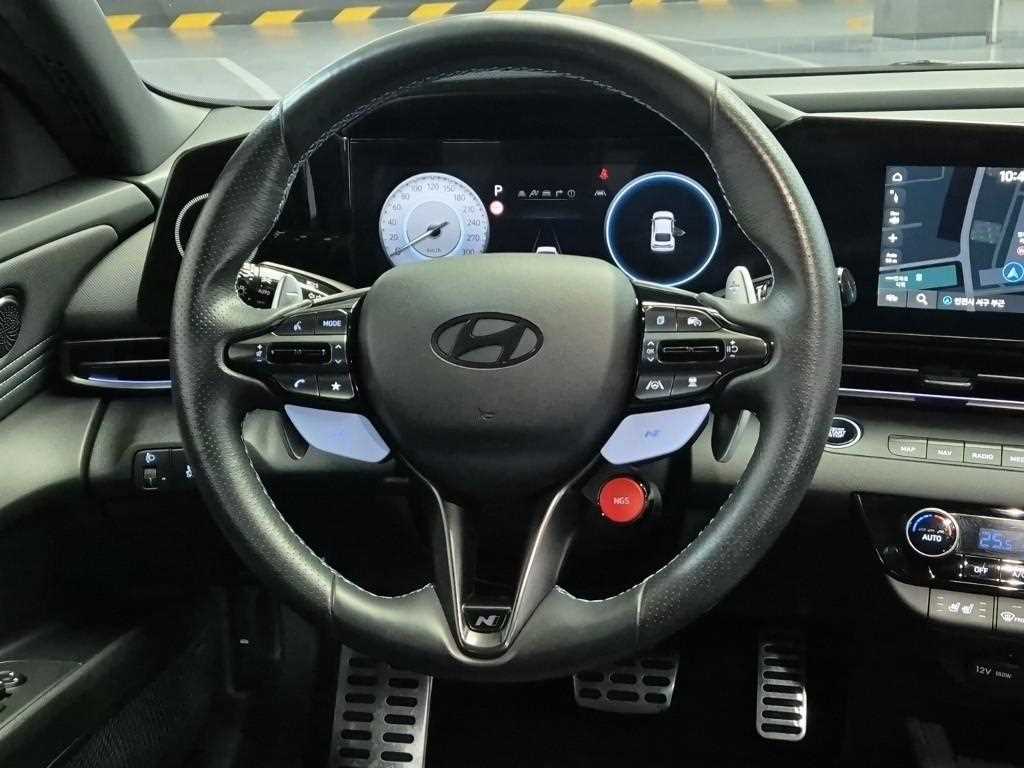 HYUNDAI Avante - Vista 9