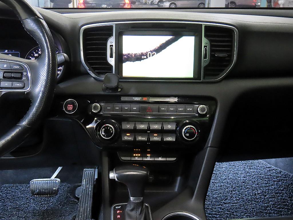 KIA Sportage - Vista 11