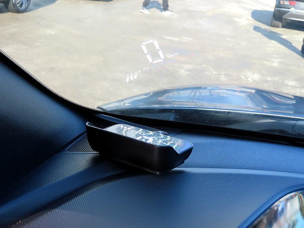 HYUNDAI Veloster - Vista 10