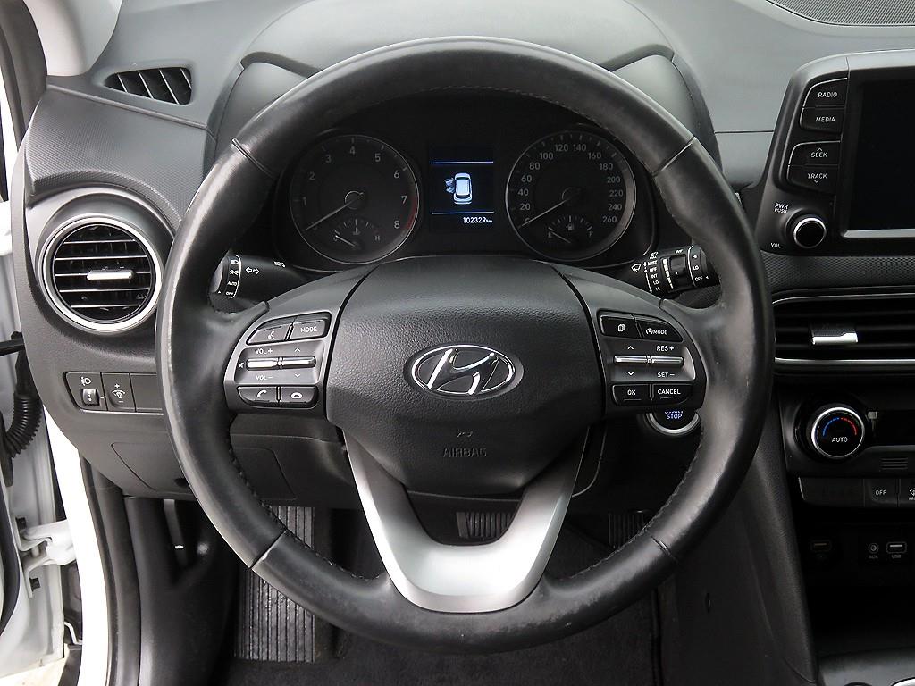 HYUNDAI Kona - Vista 9