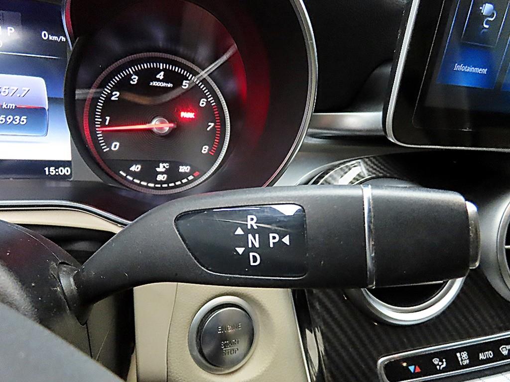 Mercedes Benz GLC Class - Vista 10