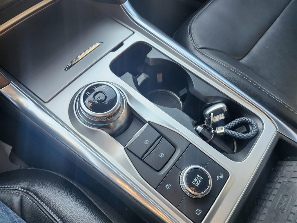 Ford Explorer - Vista 11