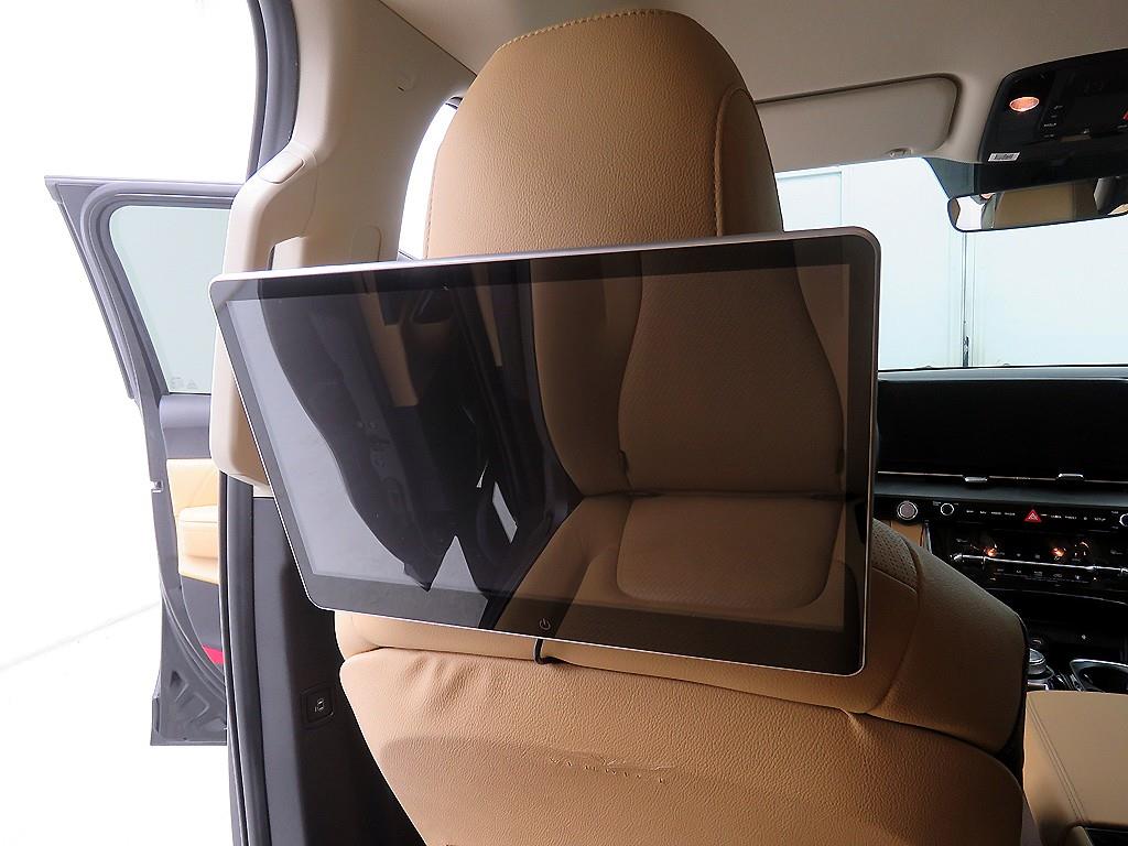 KIA Carnival - Vista 10