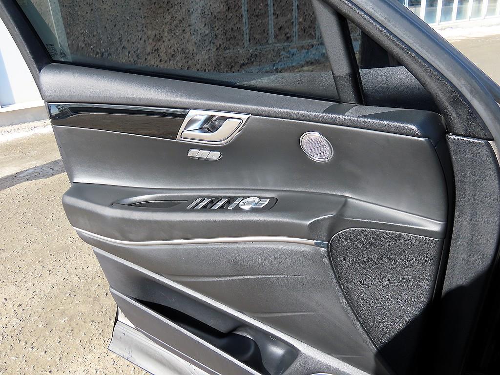 Genesis GV80 - Vista 12