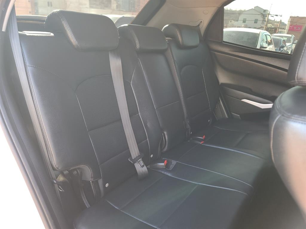 Ssangyong Korando - Vista 10