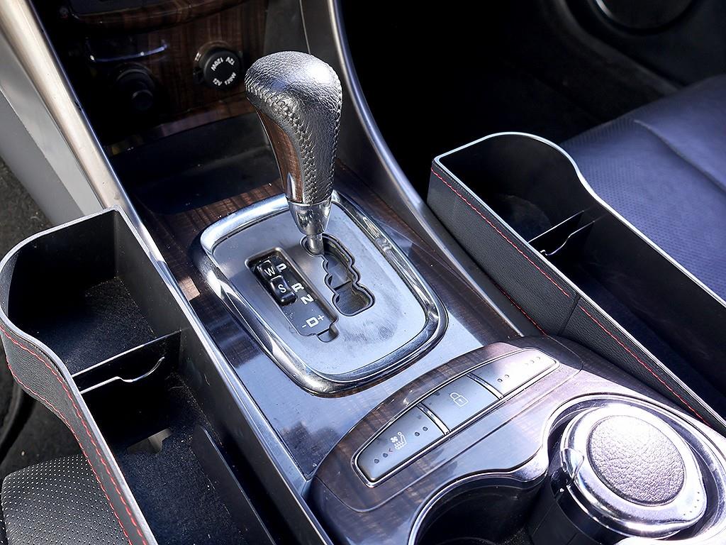 Ssangyong Chairman 2012 Negro - Importación desde Corea - HF Imports Iquique - Foto 7