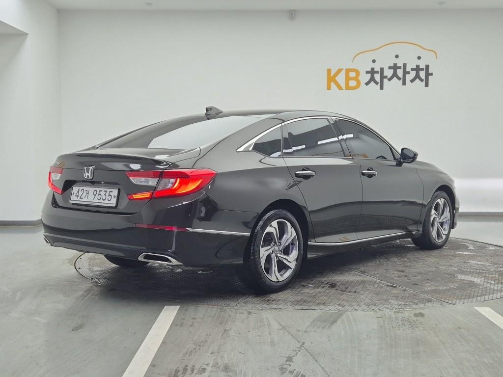 Honda Accord - Vista 4