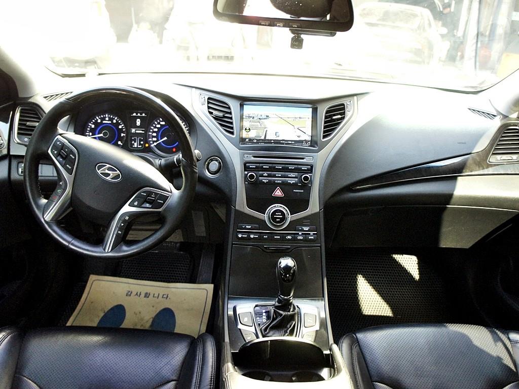 HYUNDAI Grandeur 2017 Negro - Importación desde Corea - HF Imports Iquique - Foto 7