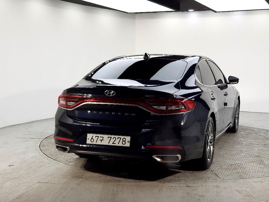 HYUNDAI Grandeur - Vista 4