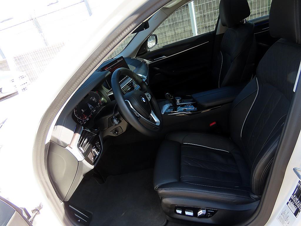 BMW 5 Series - Vista 5