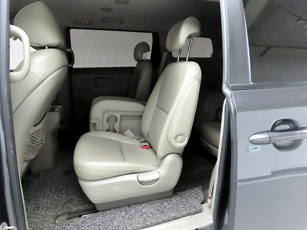 KIA Carnival 2015 Gris - Importación desde Corea - HF Imports Iquique - Foto 13