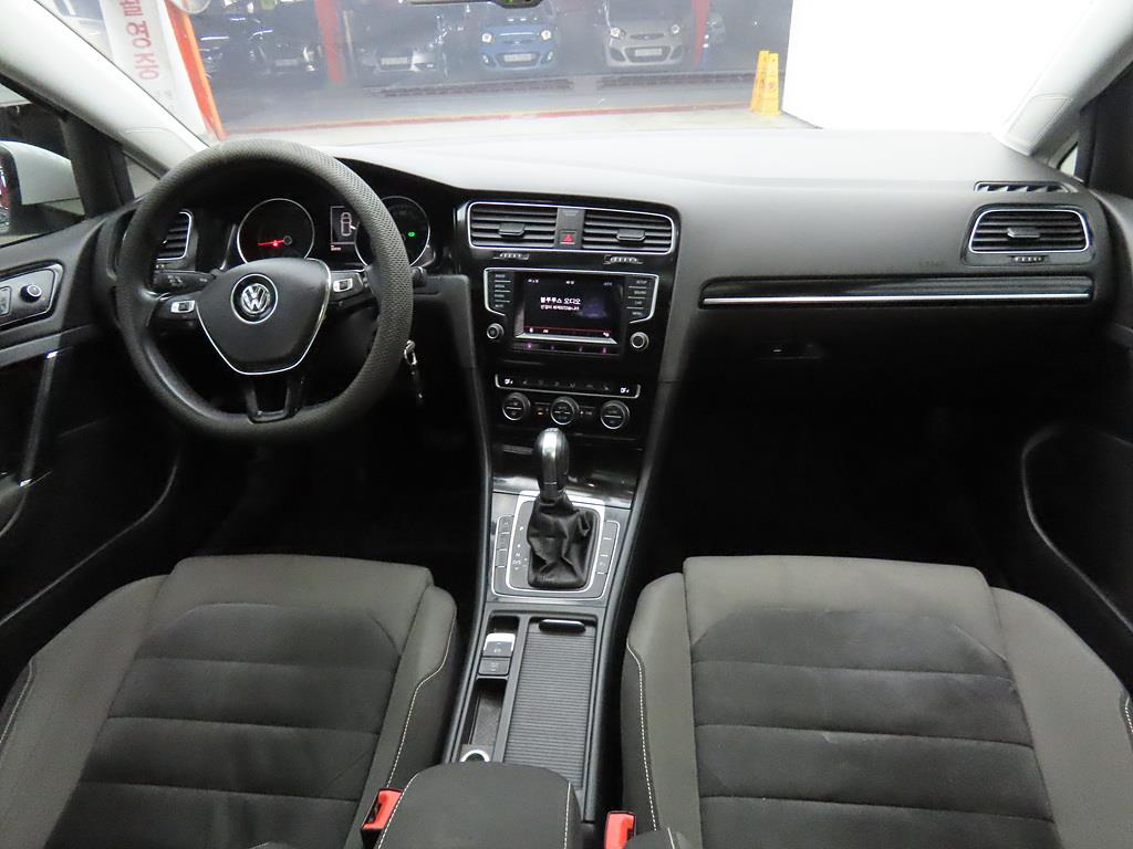 Volkswagen Golf - Vista 5