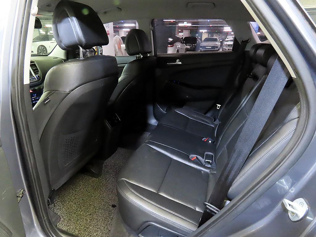 HYUNDAI Tucson - Vista 7