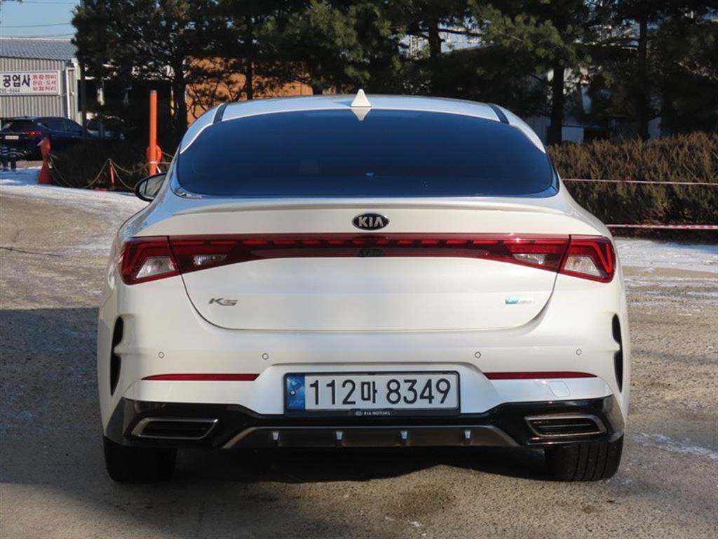 KIA K5 - Vista 4