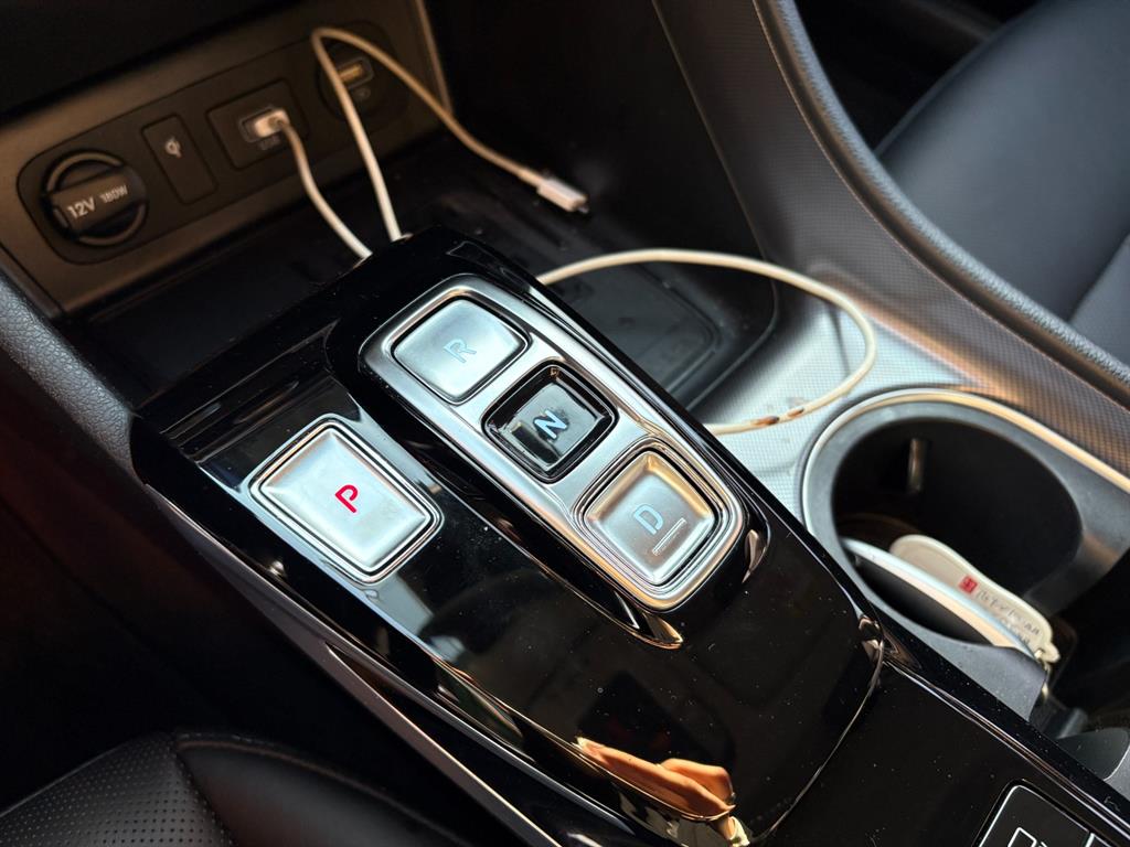 HYUNDAI Sonata - Vista 8