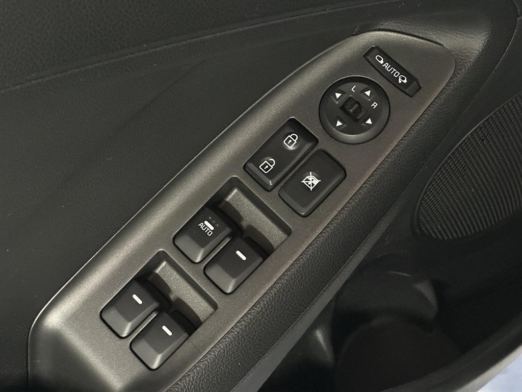 KIA K3 2013 Blanco - Importación desde Corea - HF Imports Iquique - Foto 14