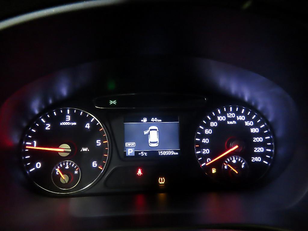 KIA Sorento - Vista 9