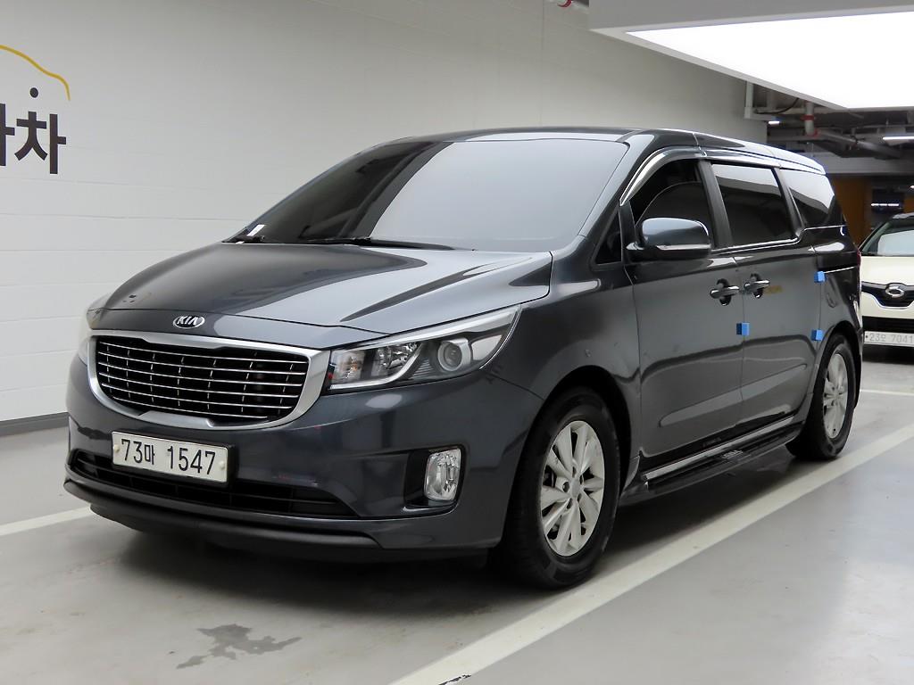 KIA Carnival - Vista 2