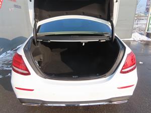 Mercedes Benz E class - Vista 10