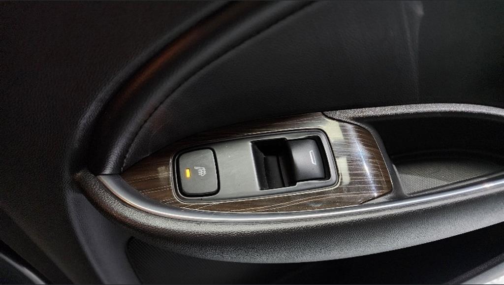 Chevrolet Malibu 2017 Gris - Importación desde Corea - HF Imports Iquique - Foto 19