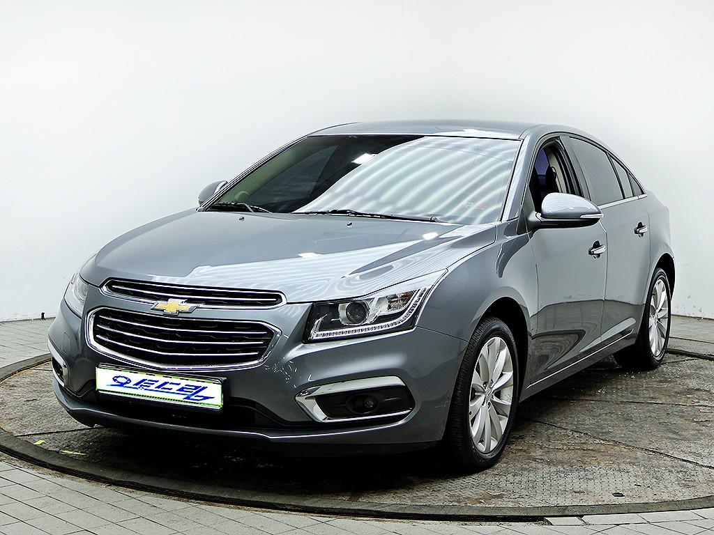 Chevrolet Cruise - Vista 3