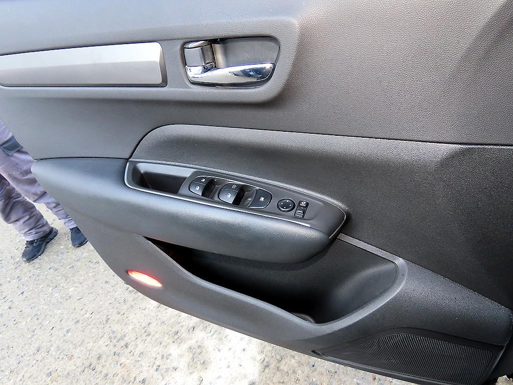 SAMSUNG QM6 - Vista 11