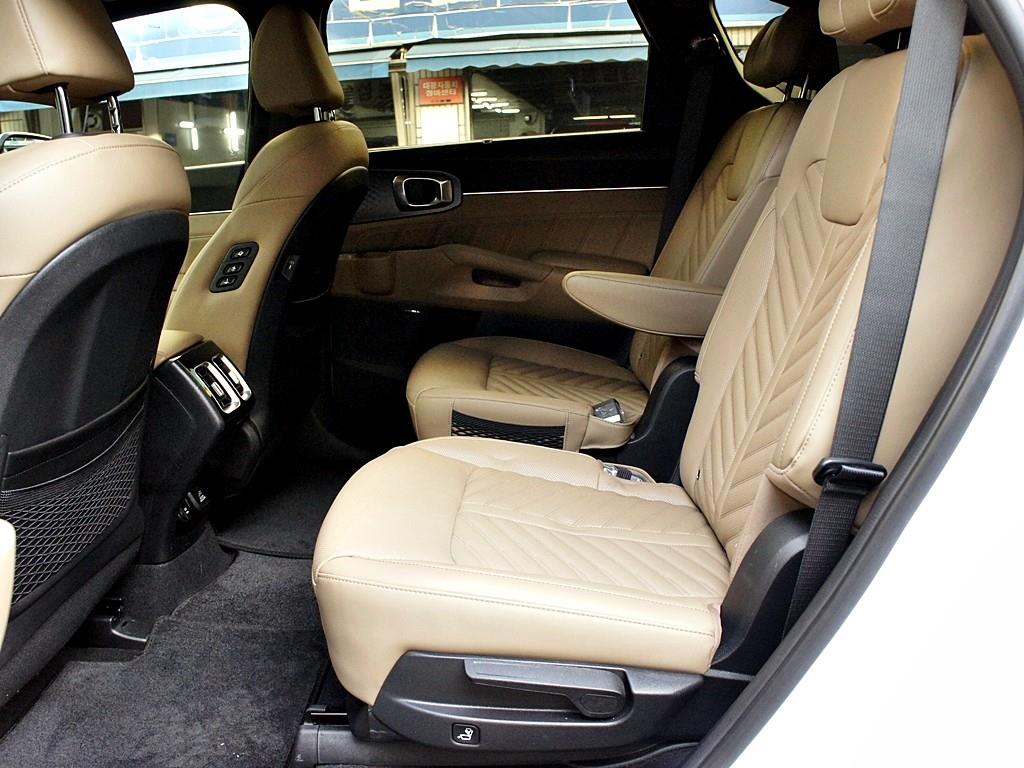 KIA Sorento - Vista 11
