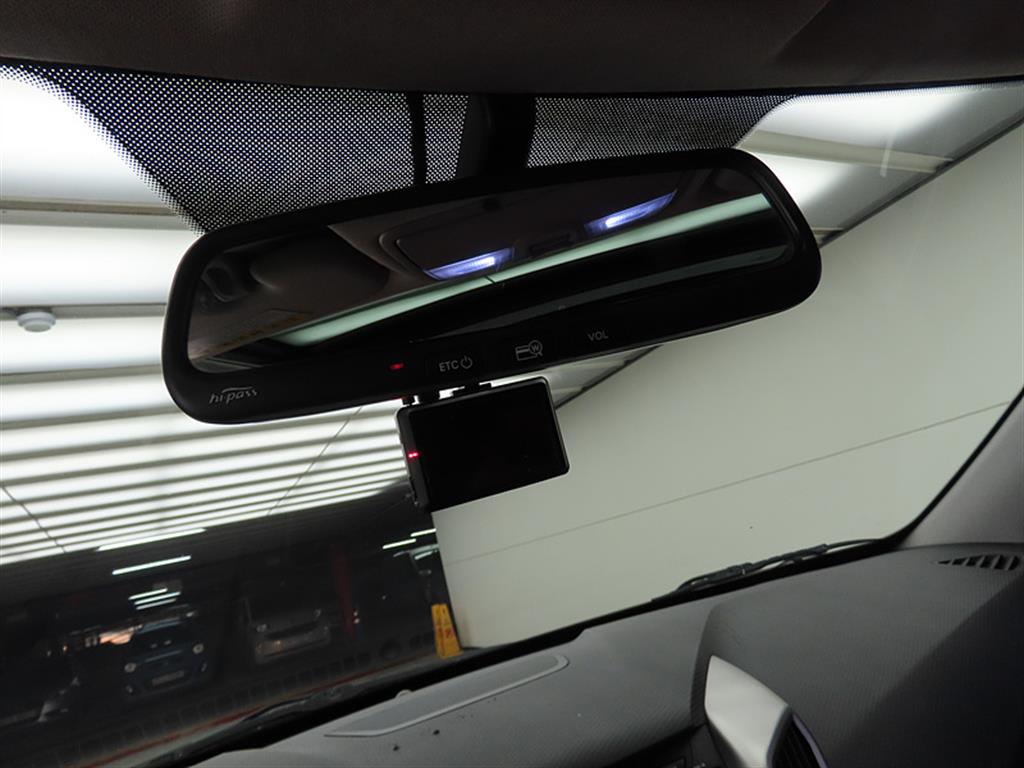 HYUNDAI Veloster - Vista 10