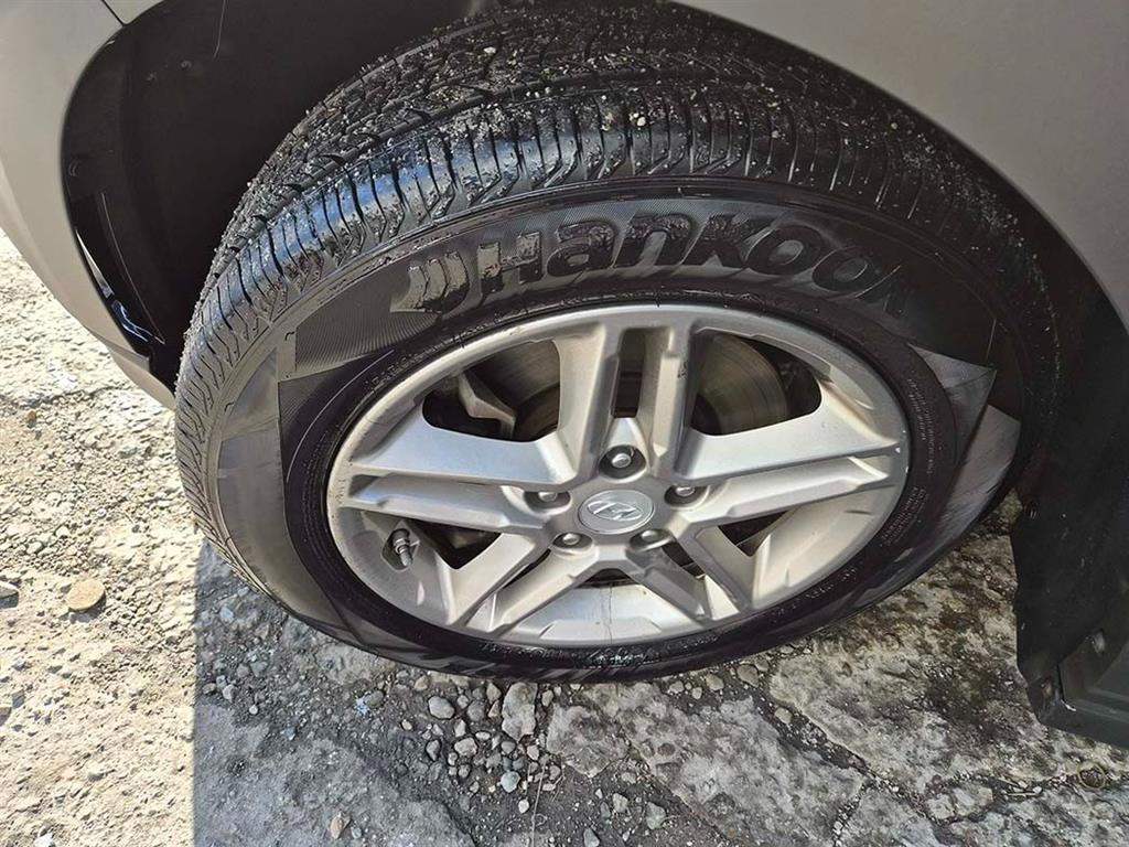 HYUNDAI Kona 2018 Gris - Importación desde Corea - HF Imports Iquique - Foto 20