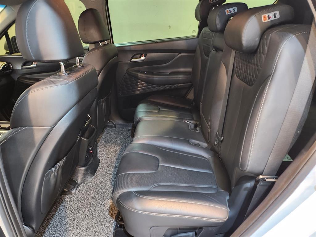 HYUNDAI Santa Fe - Vista 6