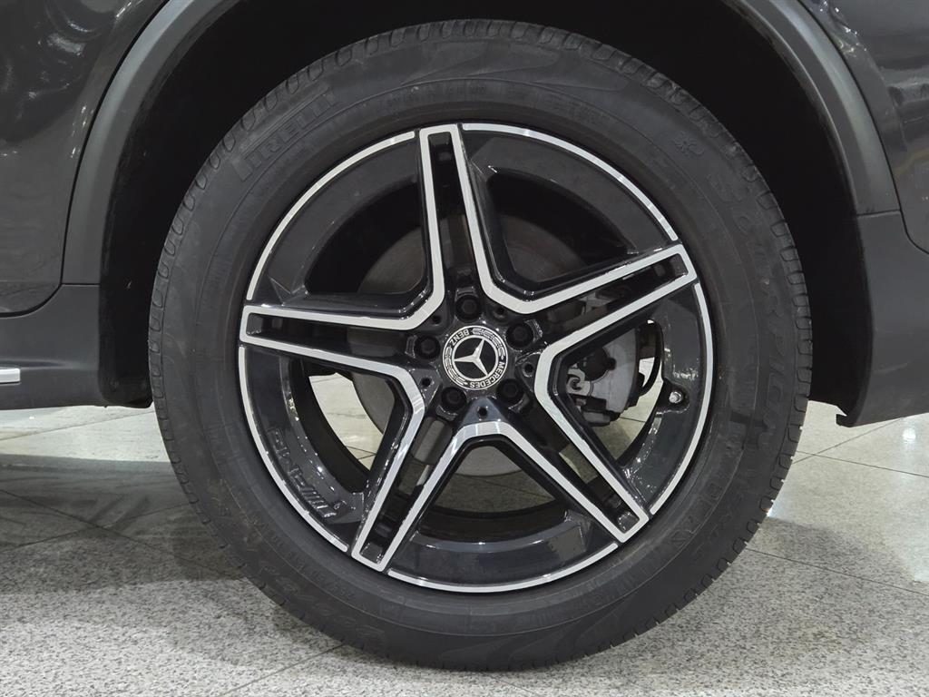 Mercedes Benz GLC Class 2023 Gris - Importación desde Corea - HF Imports Iquique - Foto 20