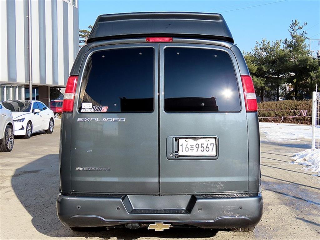 Chevrolet Express van - Vista 4