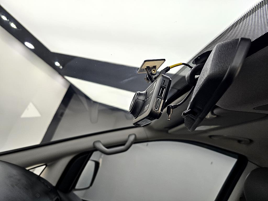 HYUNDAI Starex 2021 Blanco - Importación desde Corea - HF Imports Iquique - Foto 15