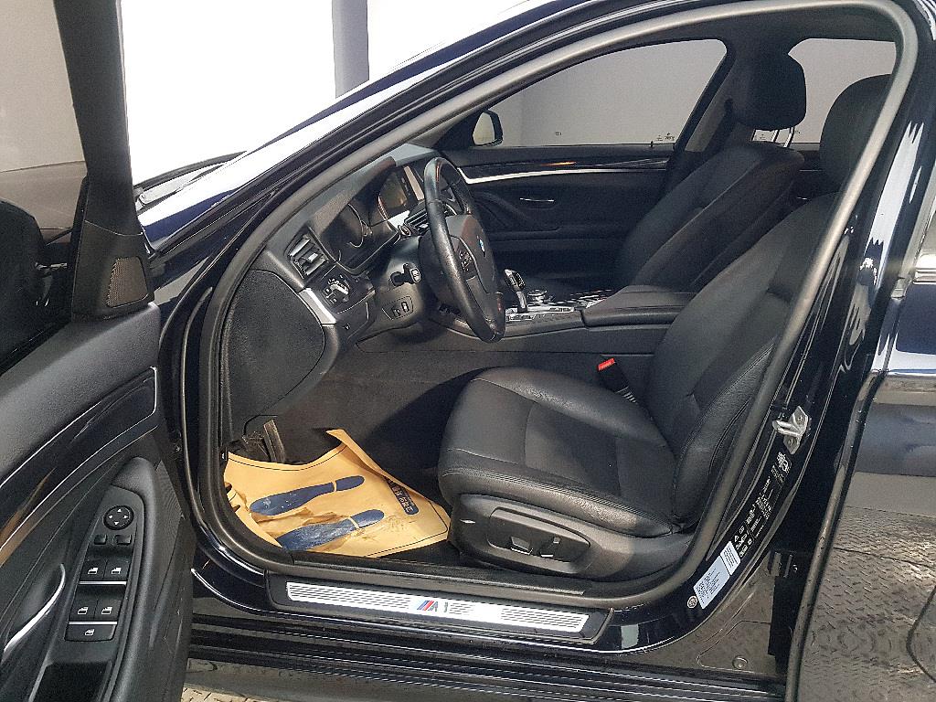 BMW 5 Series - Vista 8