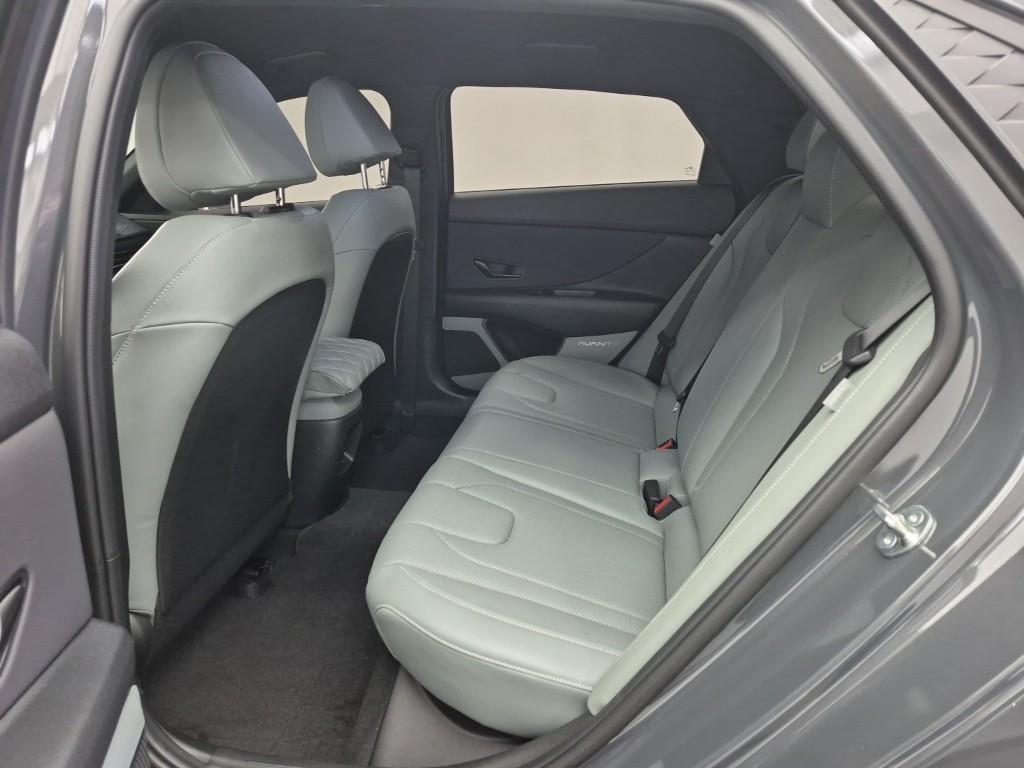 HYUNDAI Avante - Vista 12