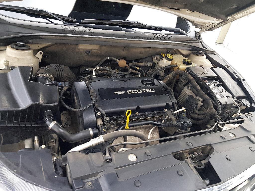 Chevrolet Cruise - Vista 6