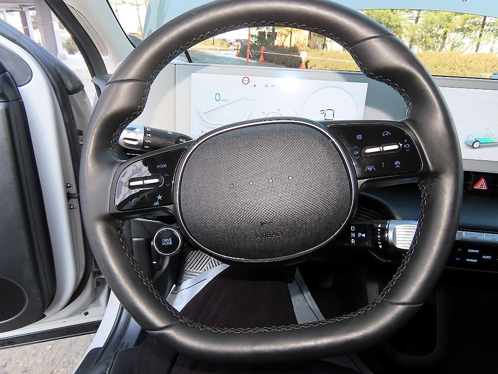 HYUNDAI Ioniq 5 - Vista 8