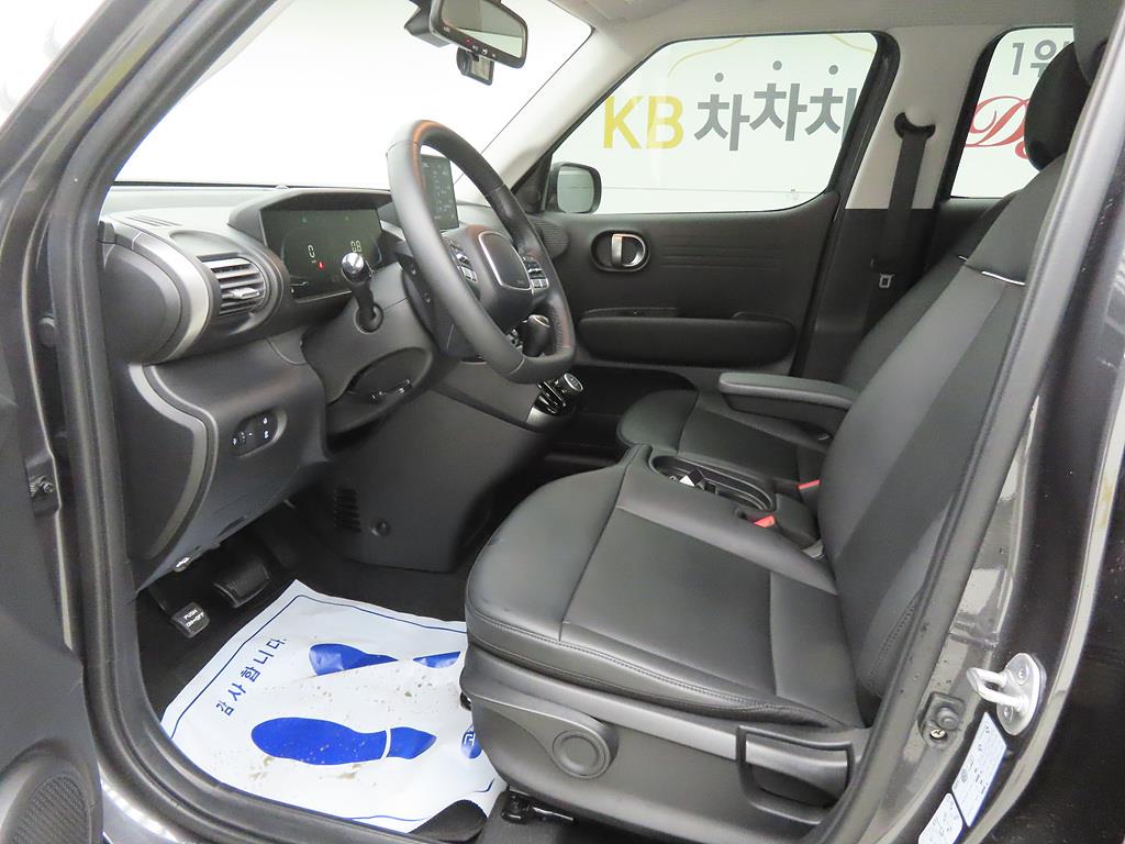 HYUNDAI Casper - Vista 5