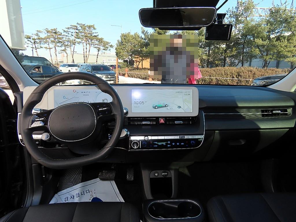 HYUNDAI Ioniq 5 - Vista 7