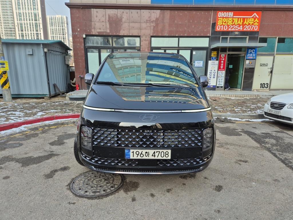 HYUNDAI Staria 2025 Negro - Importación desde Corea - HF Imports Iquique - Foto 1