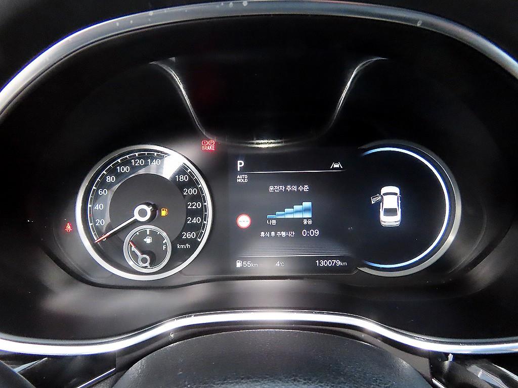 Genesis G80 - Vista 9