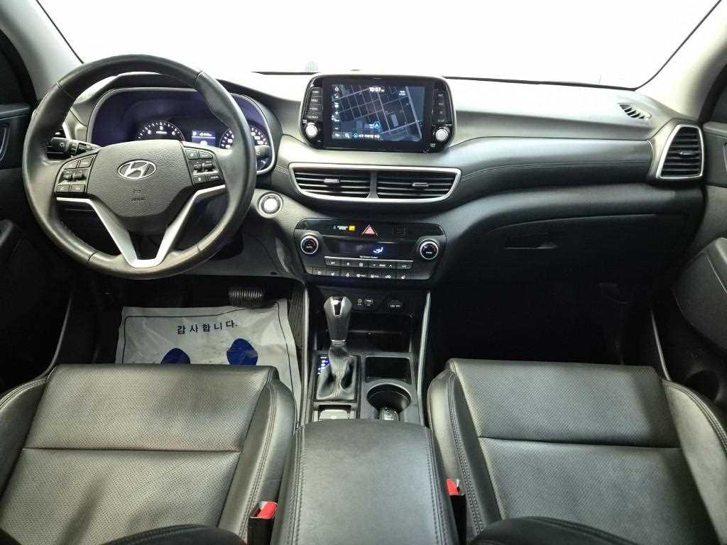 HYUNDAI Tucson - Vista 7