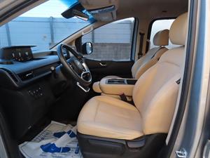 HYUNDAI Staria - Vista 12