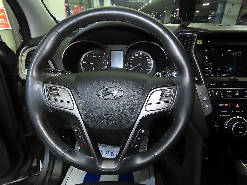 HYUNDAI Santa Fe - Vista 8