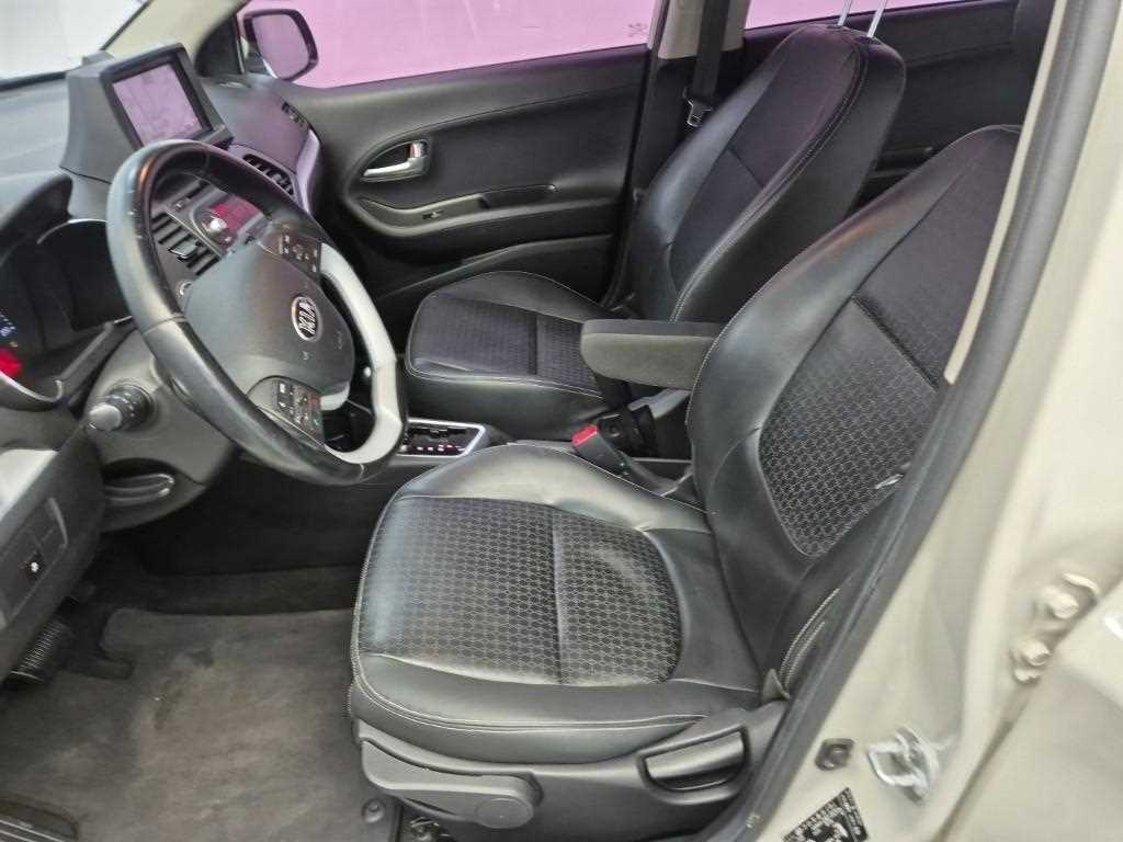 KIA Morning - Vista 11