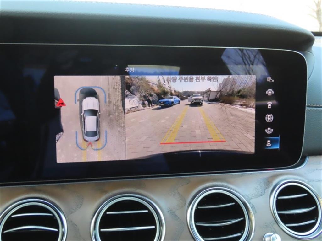 Mercedes Benz E class 2023 Negro - Importación desde Corea - HF Imports Iquique - Foto 9