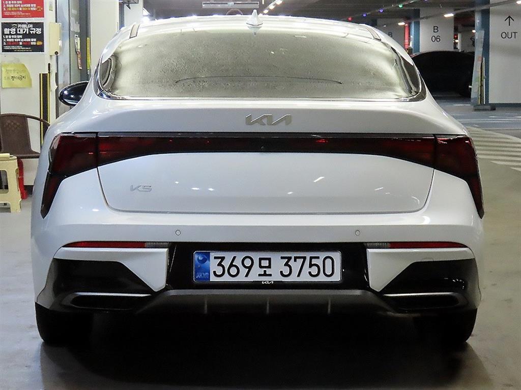 KIA K5 - Vista 5