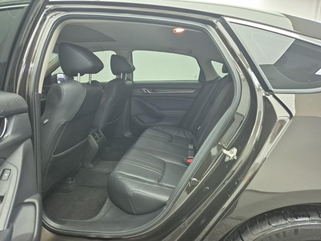 Honda Accord - Vista 12