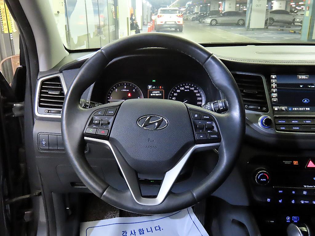 HYUNDAI Tucson - Vista 8